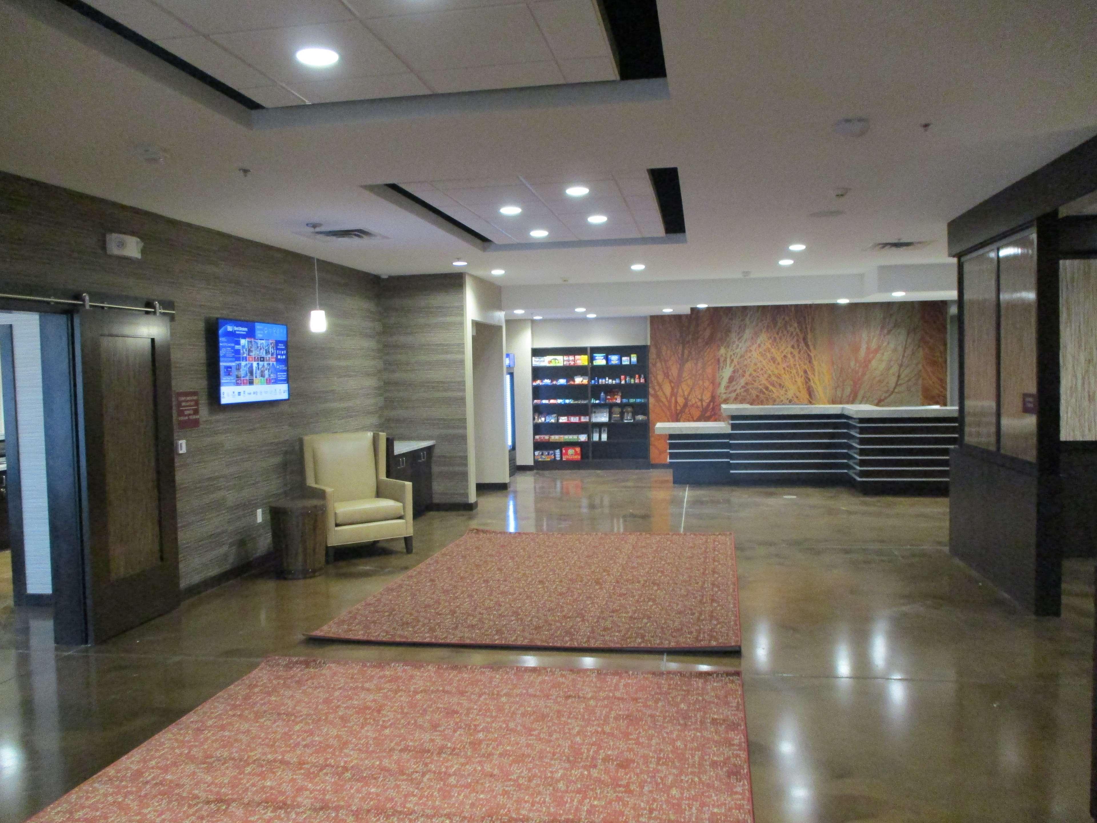 贝斯特韦斯特Plus湖景酒店 Madison 外观 照片
